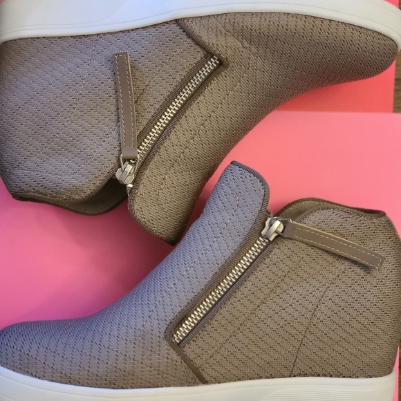 Women's Wedge Sneakers Platform Ankle Booties Size 8.5 - Picture 6 of 8